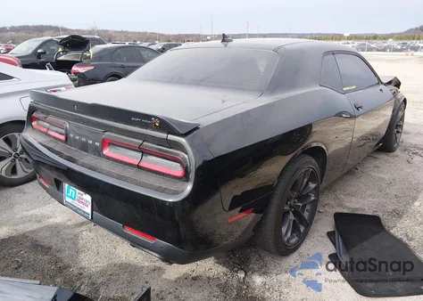 2022 Dodge Challenger R/T Scat Pack z USA, uszkodzony, nr VIN 2C3CDZFJ3NH181821